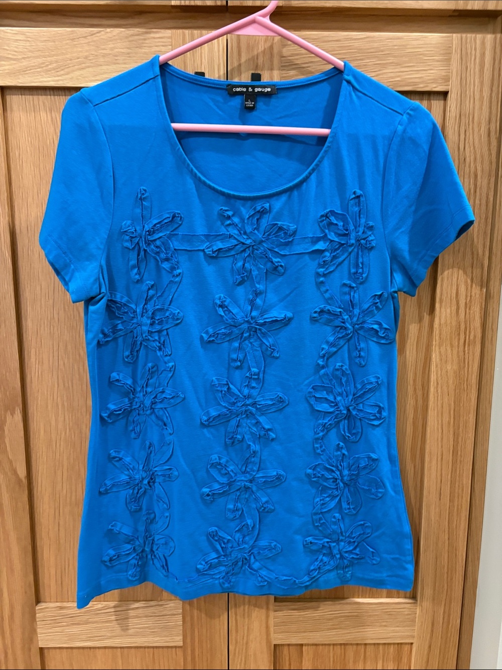 Cable & Gauge Blue Floral Appliqué Short-Sleeve Top